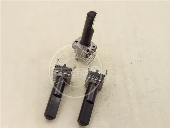 

Original new 100% 09 vertical single potentiometer B10K handle long 23MMF midpoint (SWITCH)