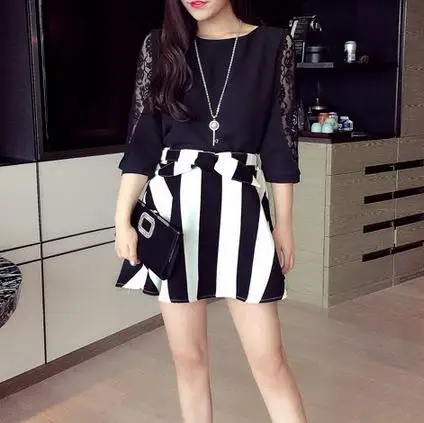Женская летняя Стильная Милая короткая шифоновая юбка в черно белую полоску Saia