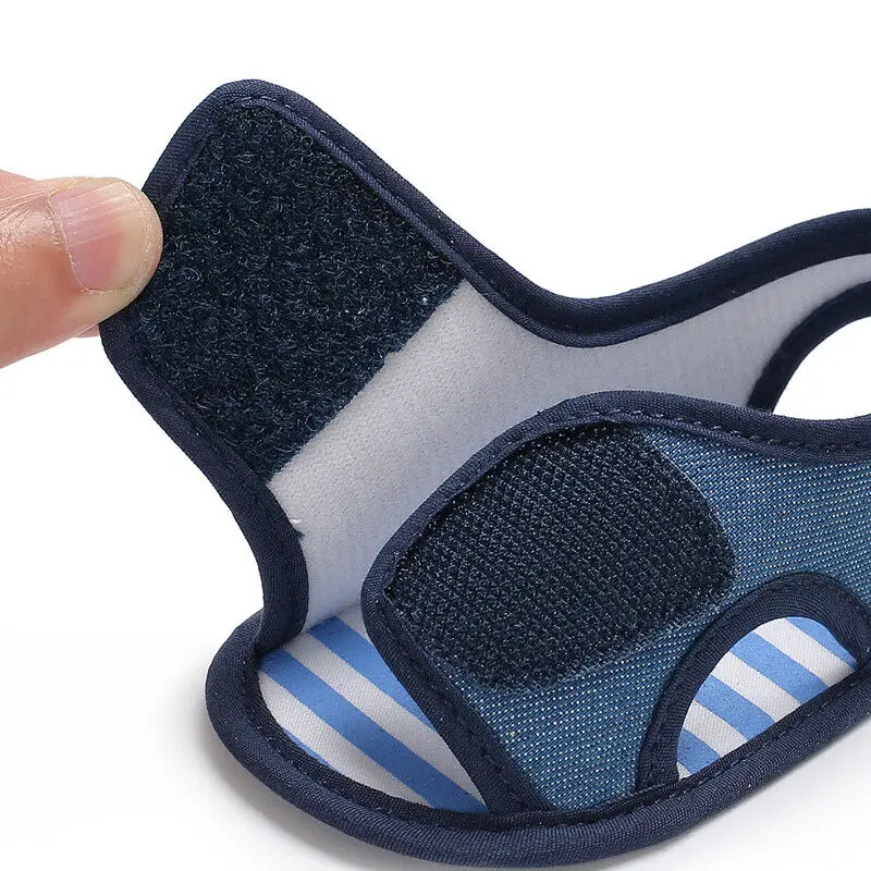 Новинка сандалии для маленьких мальчиков и девочек милые летние пляжные сабо на