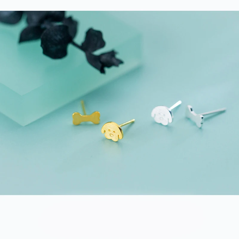 Женские серьги-гвоздики из серебра 925 пробы с собакой | Украшения и аксессуары