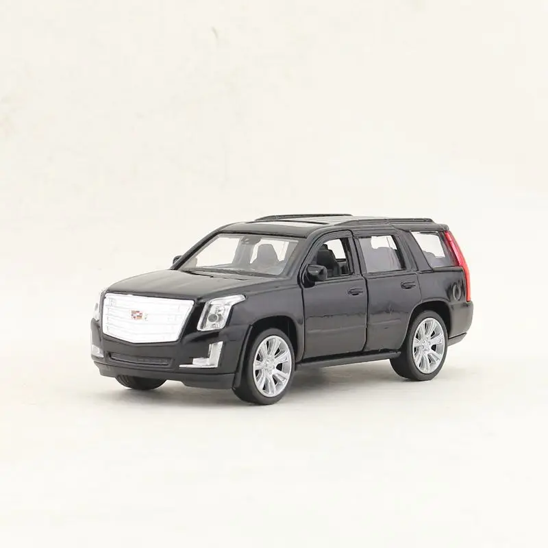 1:36 модели автомобилей из сплава с тяговым эффектом внедорожник Cadillac Escalade высокой