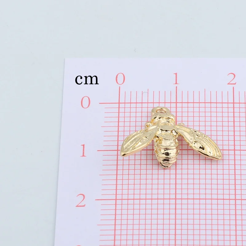5pcs European Bee Dangle Earring Charms Gold Alloy Findings DIY Animal Pendant Make Necklace Bracelet Jewelry Accessories C268