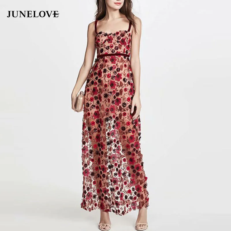Женское платье на бретельках JuneLove винтажное средней длины с цветочной