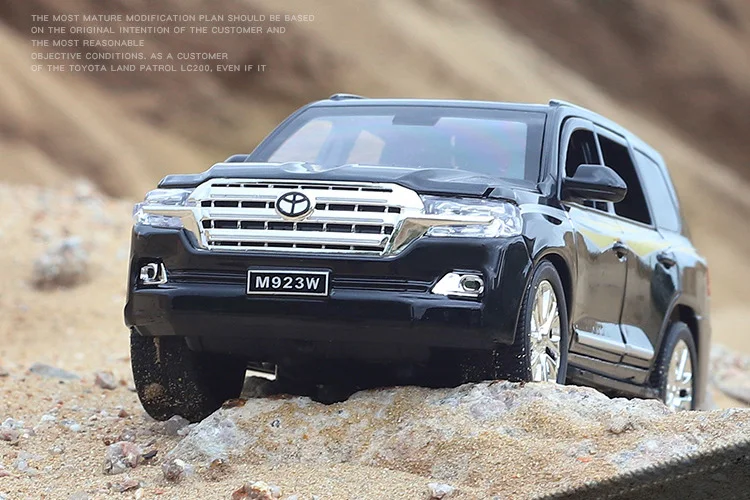 Горячая 1:24 масштабные колеса toyota SUV автомобиль металлическая модель с светильник и звуком ORV Land Cruiser литье под давлением автомобиль вытяжной назад игрушки коллекция