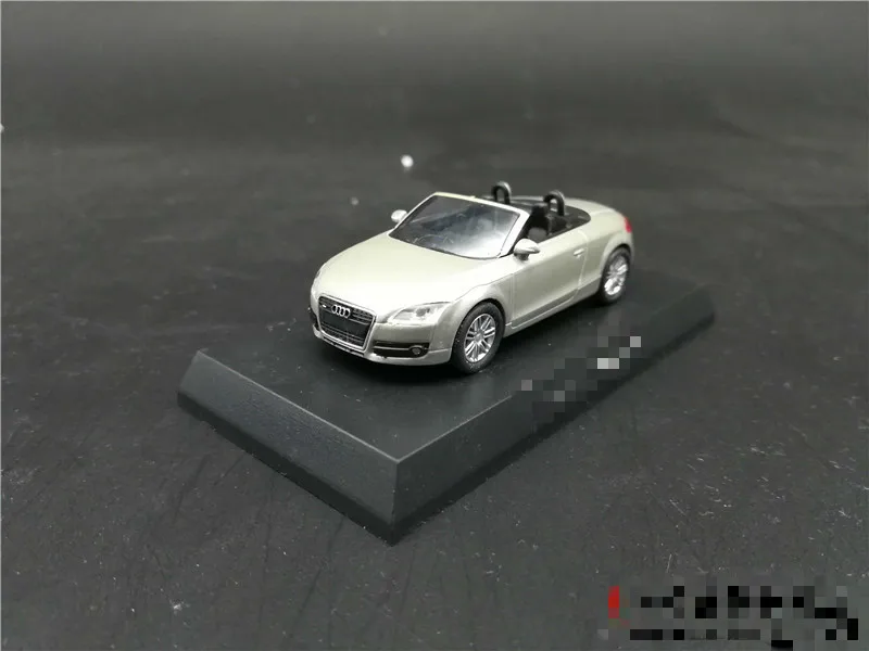 Специальный литой металл 1/64 больше немецких моделей автомобилей A3 A4 A5 A8 R8 S6 A6 Tt домашний дисплей коллекционные игрушки для детей - Цвет: TT Open Gold