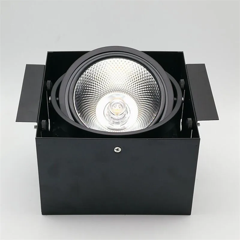 Внутренний встроенный светильник для решетки радиатора 15 Вт 2x15 черный