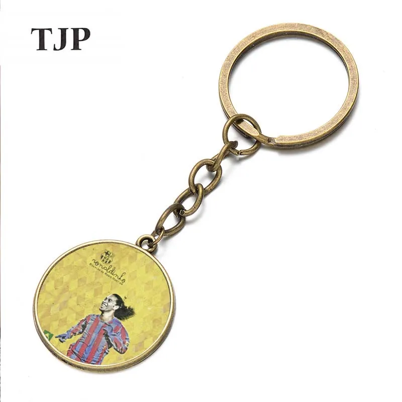 TJP Soccer Elf Ronaldinho Ronaldo Brasil Star Time Jewel Keychain Pendant Wholesale Small Gifts | Украшения и аксессуары