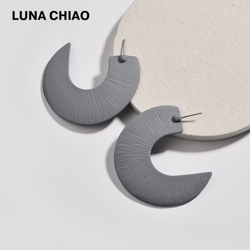 Серьги-гвоздики LUNA CHIAO металлические матовые с покрытием ed лиловые оливковые