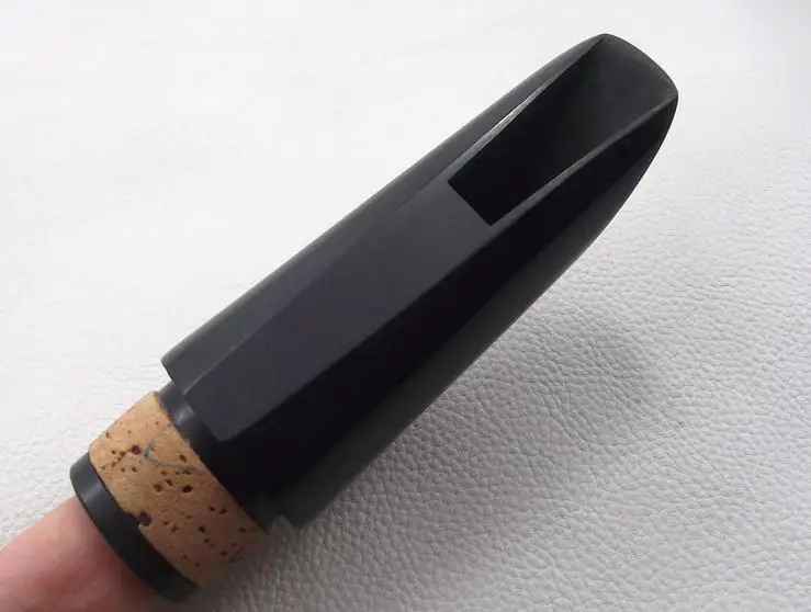 

Rubber Bb Clarinet mouthpiece Soprano 6# Excellent material