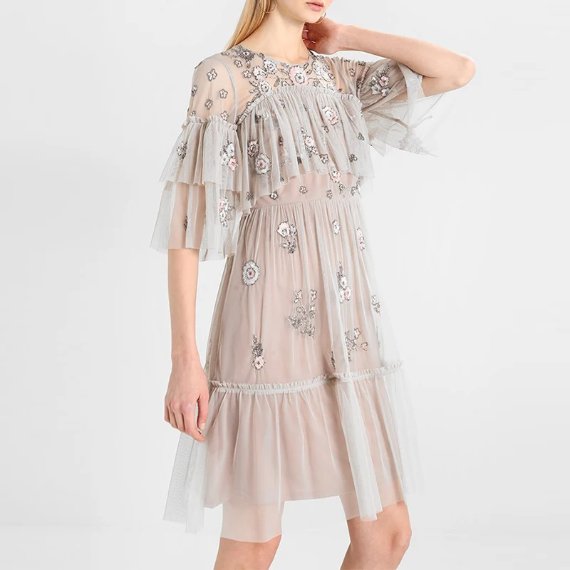 Платье феи с волнистыми линиями и вышивкой из бисера ручной работы новинка 2019 |