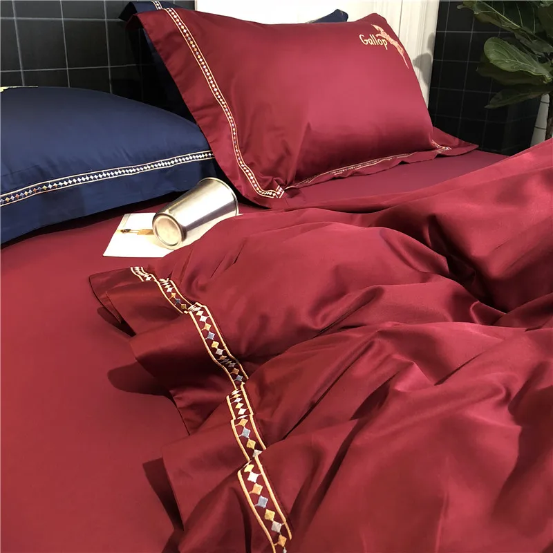 Luxury Egyptian Cotton Bedding Set Duvet Cover Sheet Pillowcase King Queen Size Embroidered horse Bed Linen for wedding | Дом и сад