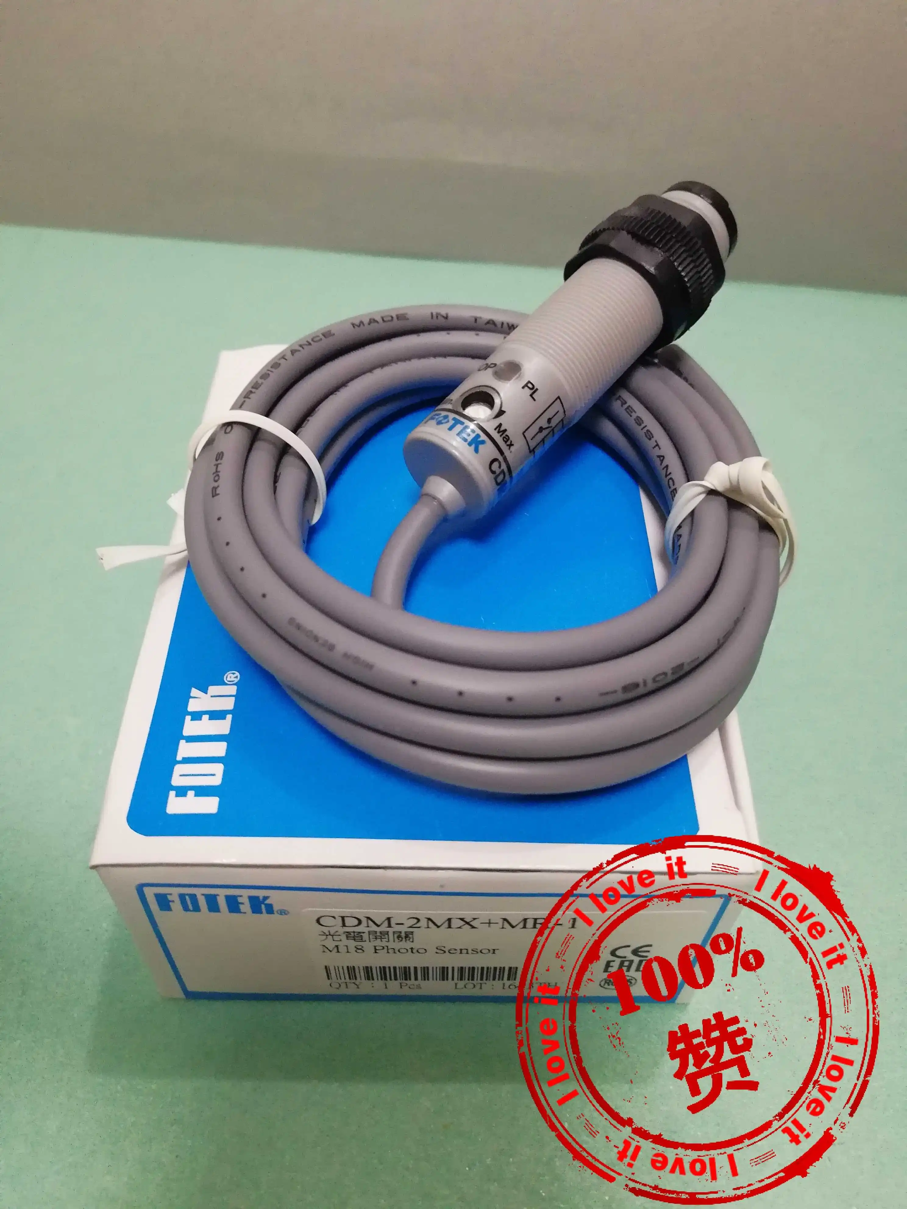 

New original photoelectric switch sensor CDM-2MN + MR-1 false one to ten