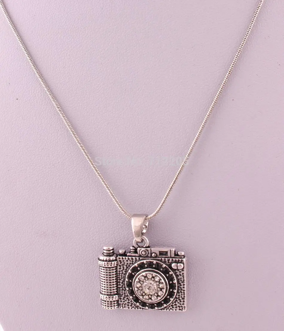 1 шт. античное посеребренное Цинковое ожерелье со сверкающими кристаллами |