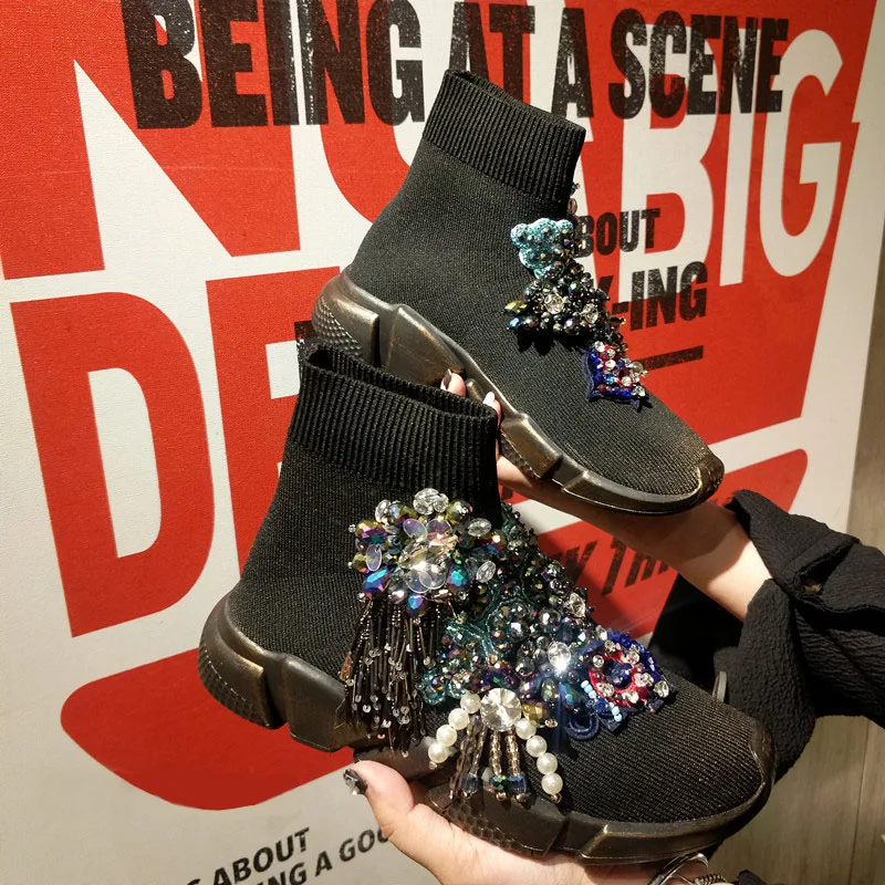 Новинка 2019 года черные кроссовки со стразами женские вязаные носки Модные