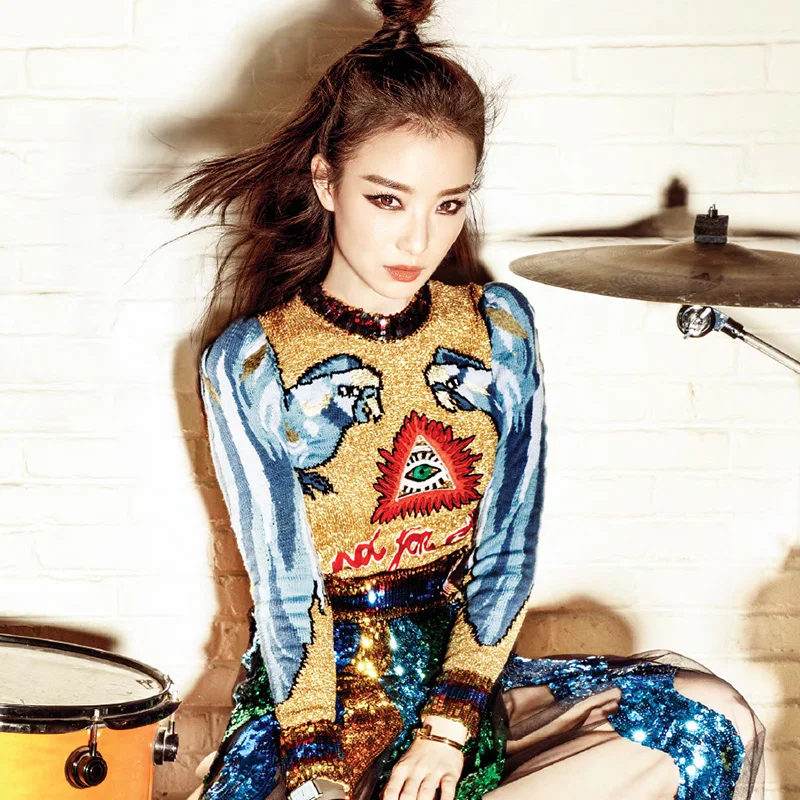 Женский трикотажный свитер с длинным рукавом вышивкой в виде попугая | Женская