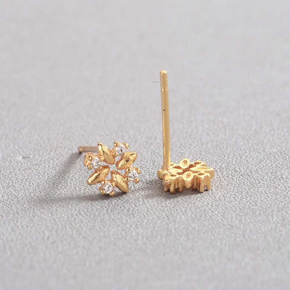 Чандлер 1 пара Кристальные маленькие минималистичные серьги для женщин Медь CZ