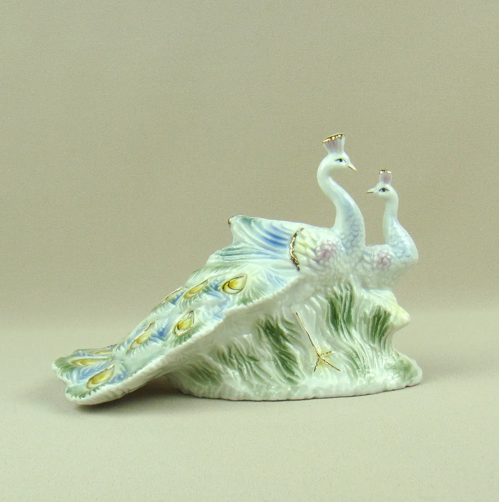 Фарфоровая Пара Фигурка павлина декоративная керамика влюбленных статуя Китай