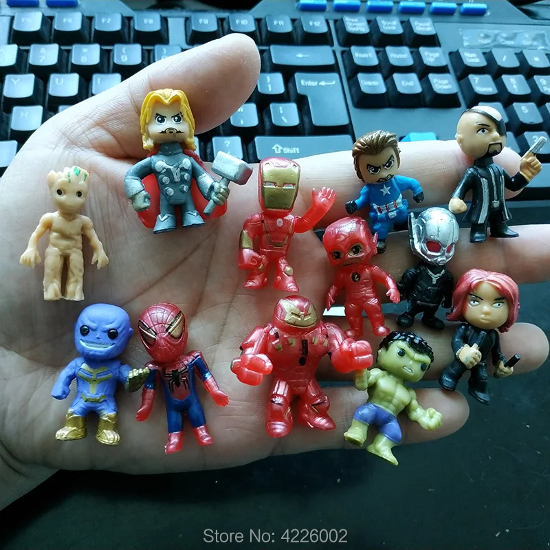 12 шт. миниатюрные фигурки супергероев Marvel танос из ПВХ, Супермен, халкбастер, Человек-паук, кукольная статуэтка, детские игрушки для мальчиков