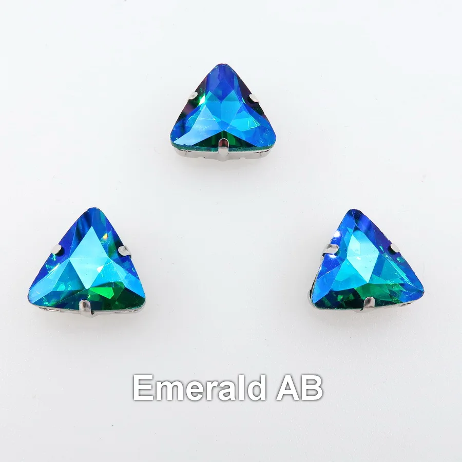 A13 Emerald AB AB цвета серебряный коготь настройки 18 мм треугольной формы стекло Кристалл пришить стразы бусины одежды обувь ручной работы diy отделка - Цвет: A13 Emerald AB