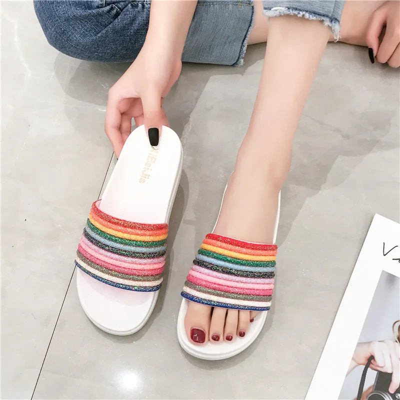 Женские шлепанцы розовые красивые летние женские с бриллиантами и стразами zapatos