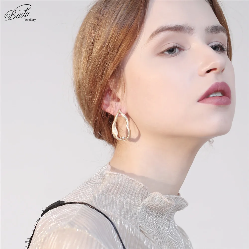 Badu Simple Fashion Earring Geometric Studs for Women Gold Earrings Jewelry Vintage Alloy Hollow Statement Wholesale | Украшения и