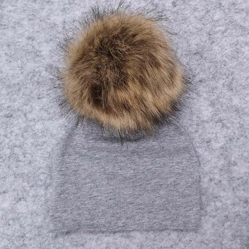 New Spring Newborn Baby Boys Girls Cotton Beanies Hats With Big Faux Fur Pompom Solid Cute Girls Hats Cap Hair Accessories