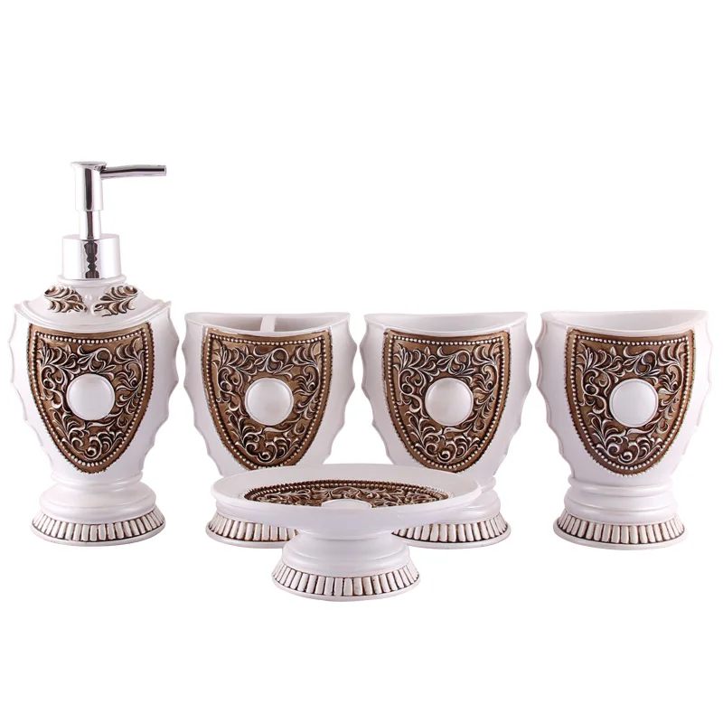 

European dinner sets bathroom suite bathroom suite bathroom accessories five sets of European gift boxes