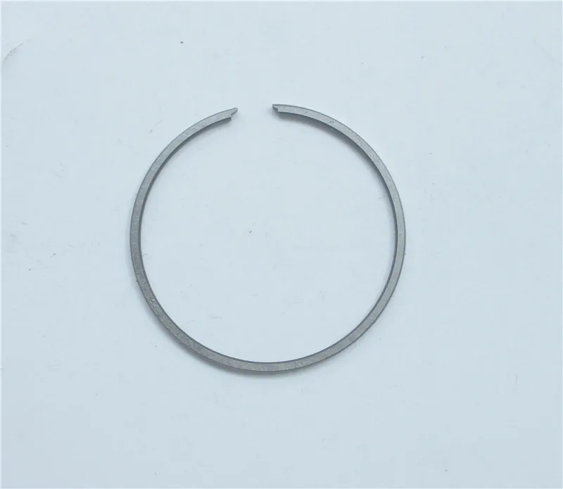 Комплект поршней с кольцом 45 мм для цилиндра 50 куб. См Puch |