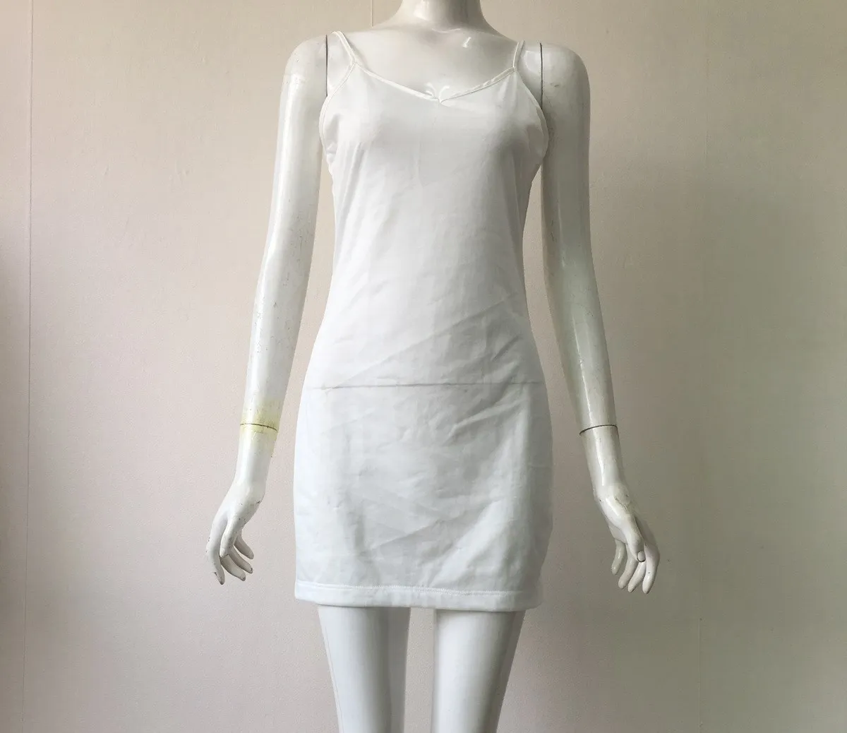 Мода 2019 летнее платье с расклешенными рукавами белое кружевное кисточками