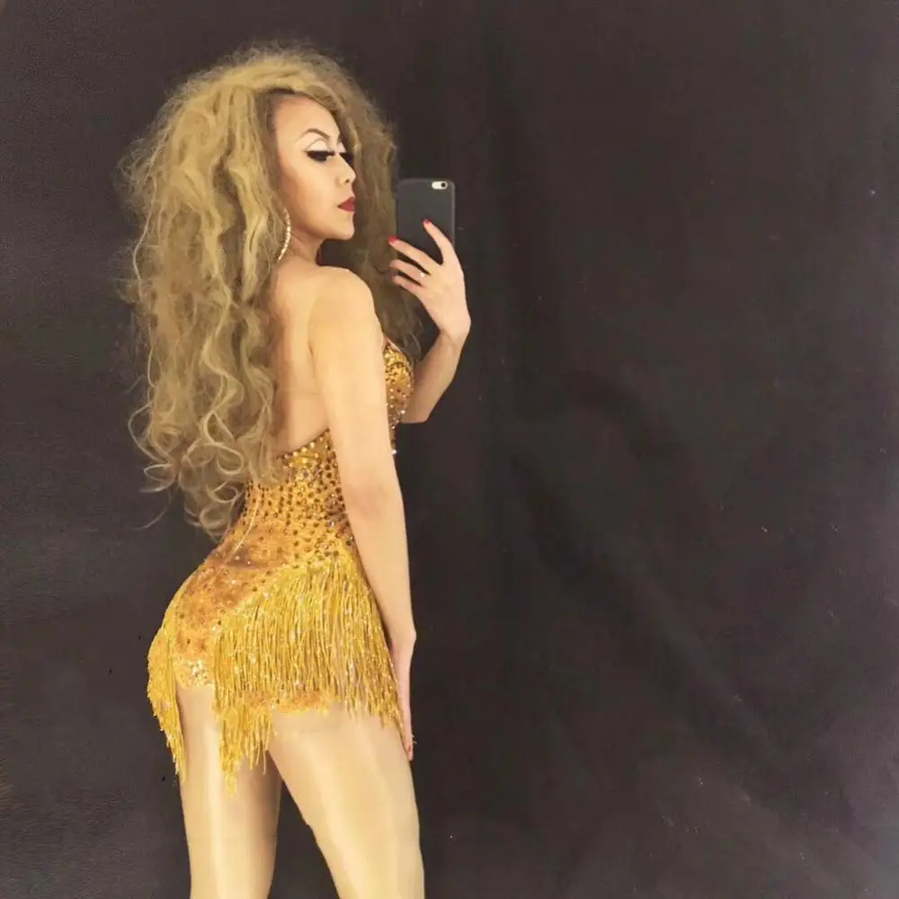 Летний блестящий сексуальный боди со стразами и золотой кисточкой костюм с