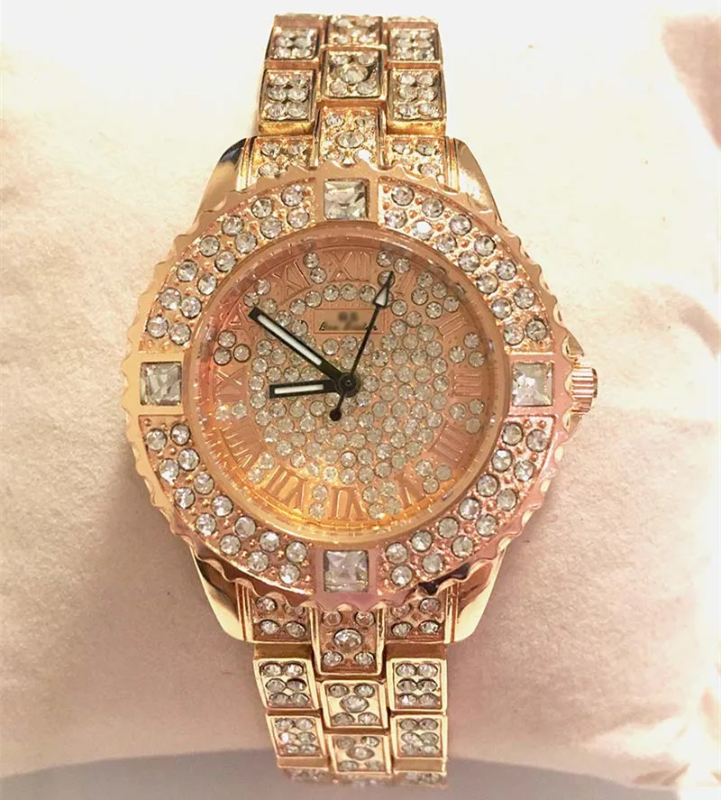 Женский Rhinestone Часы Леди Платье Женщины смотреть Алмаз Люксовый бренд Браслет Наручные Часы дамы Кристалл Кварцевые Часы