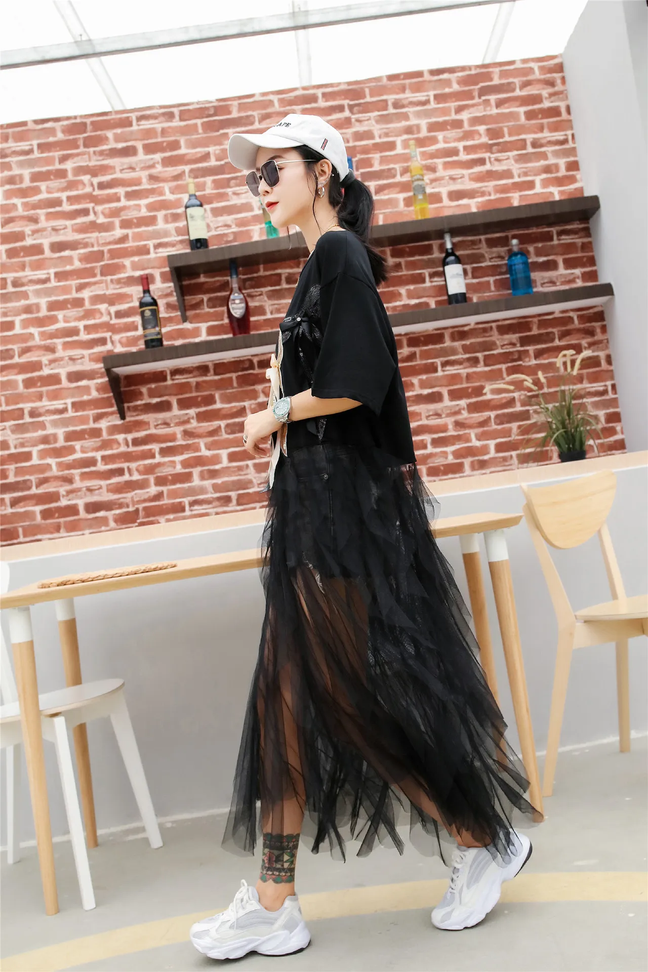 Новинка лета 2019 футболка с короткими рукавами и круглым вырезом длинное Сетчатое