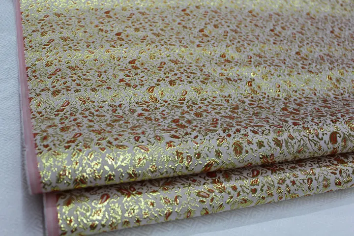 Высокое качество ярд окрашенный жаккард гобелен Атлас 3D жаккардовая парча ткань