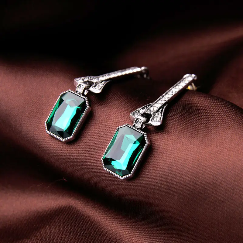 Оптовая цена Новое поступление серьги гвоздики Стразы Модные Серьги серебряного