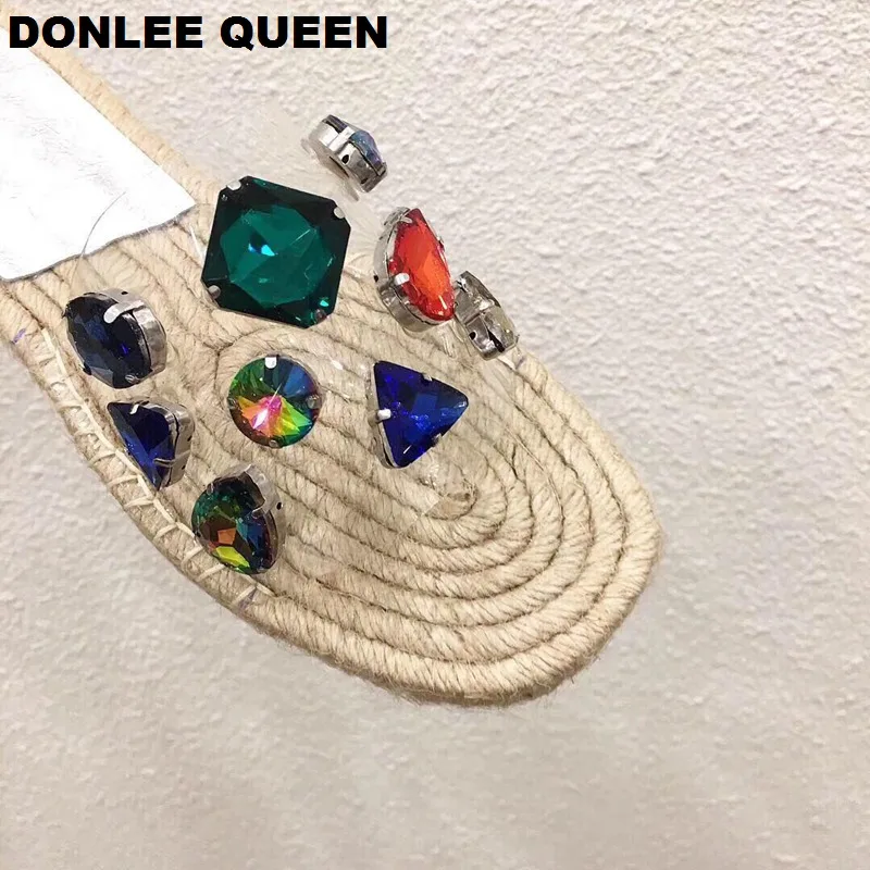 DONLEE QUEEN/Цветные шлепанцы с кристаллами женская летняя обувь женские эспадрильи