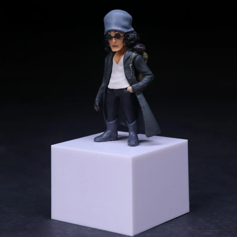 

Anime One Piece Roger Kuzan Shanks Mihawk Donquixote Doflamingo PVC Action Figures Collection Model Kids Toys Doll 10cm 6pcs/set