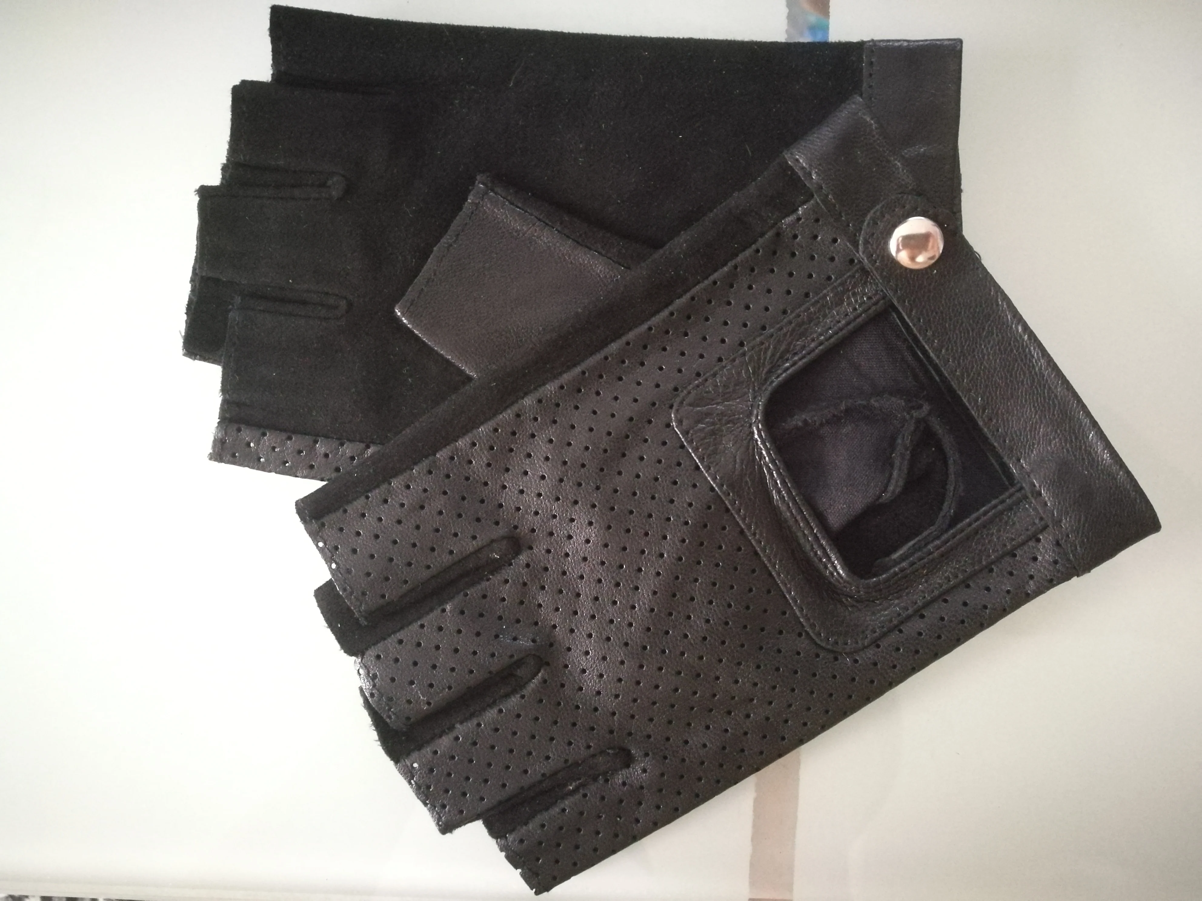 Мужские кожаные перчатки без пальцев Goatskin унисекс Guantes фитнес с половиной пальца упражнения вождения противоскользящие, из дышащей ткани перчатки черные