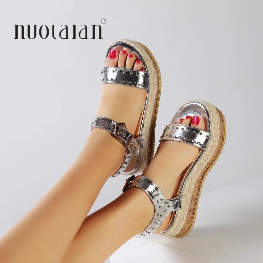 Женские сандалии на платформе золотистые или Серебристые Эспадрильи танкетке с