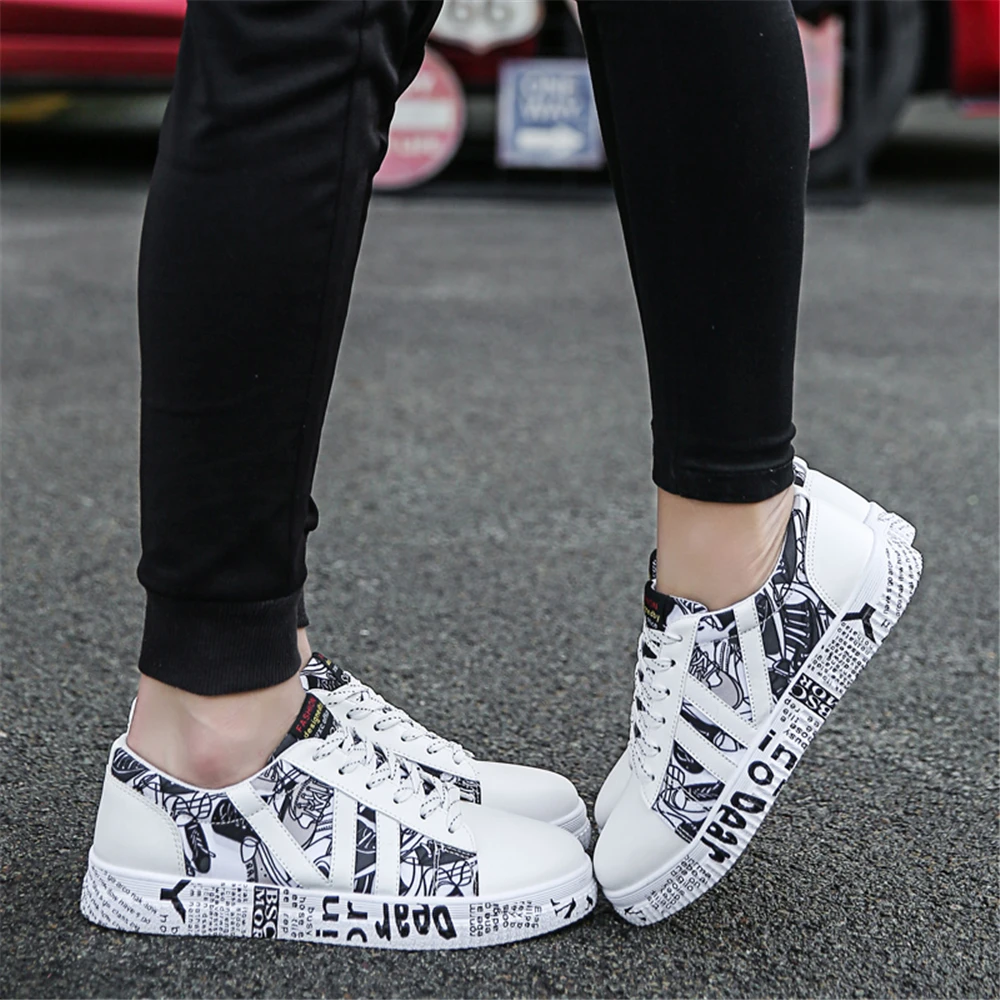 Men shoes 2018 new fashion casual students board men trend of breathable canvas sneakers | Обувь