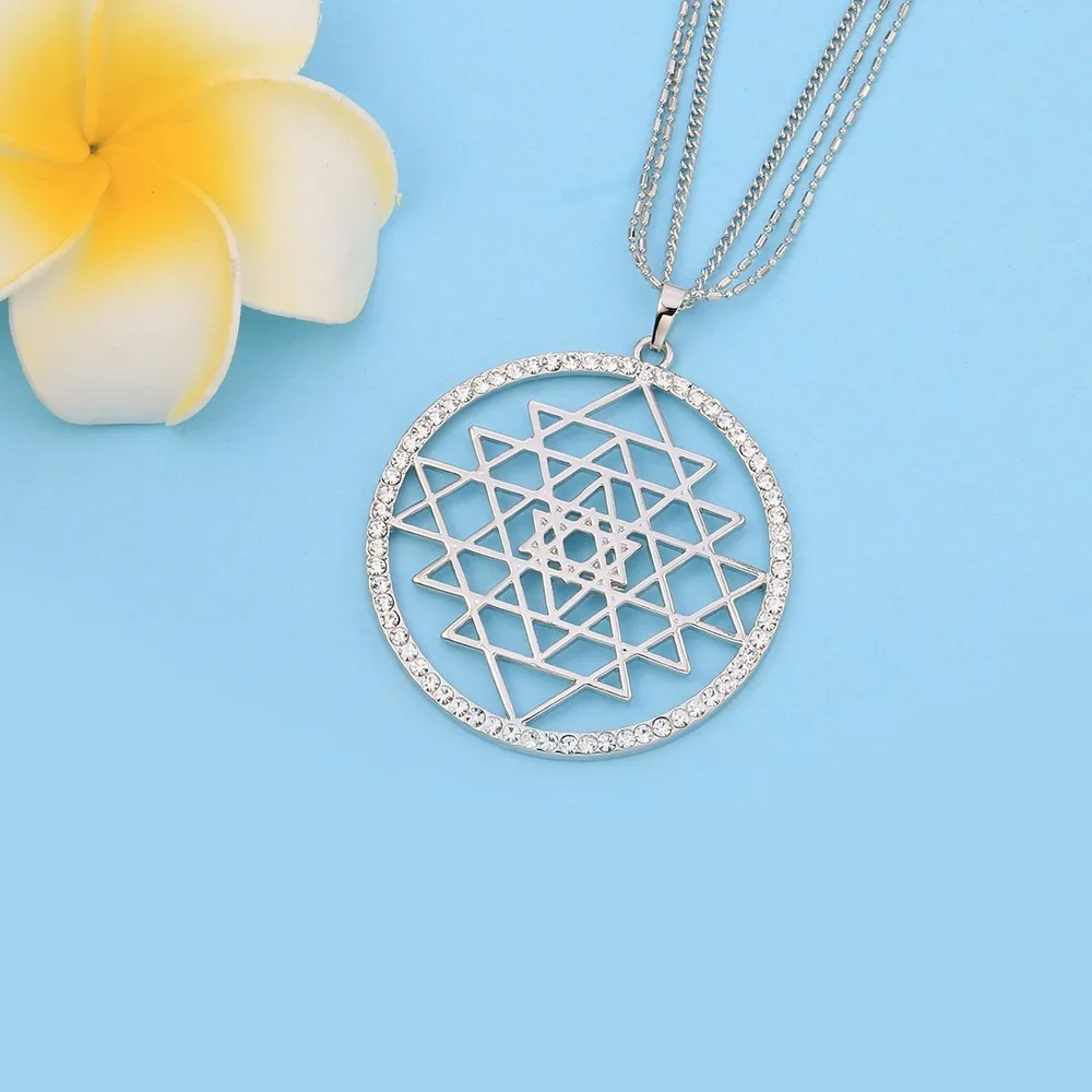 Этническое ожерелье Shri Yantra с золотым креплением, ожерелье с амулетом Meru, женское модное ювелирное изделие, аксессуар с кристаллами, колье для женщин