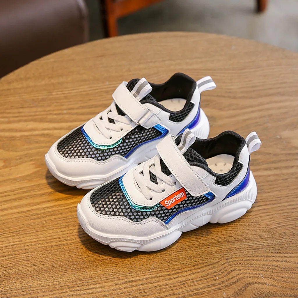 Стиль модные детские кроссовки для детей мальчиков и девочек Повседневное детские белые и черные кроссовки со шнурками Лето sneakersy детская обувь Pantufa infantil