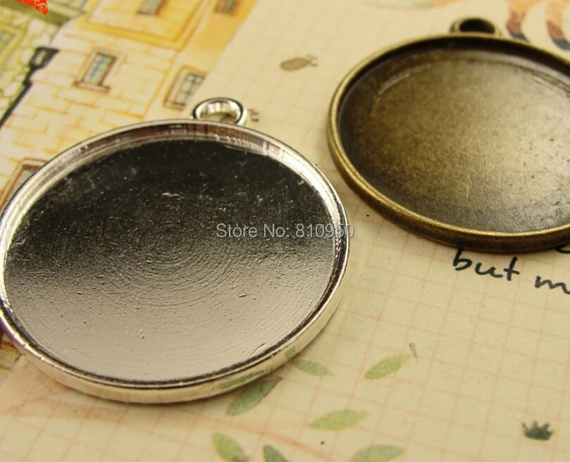 

40pcs Inner size:25mm Metal Antique Bronze / Silver Blank Cameo Vintage Pendant Jewelry Base Setting Accessory