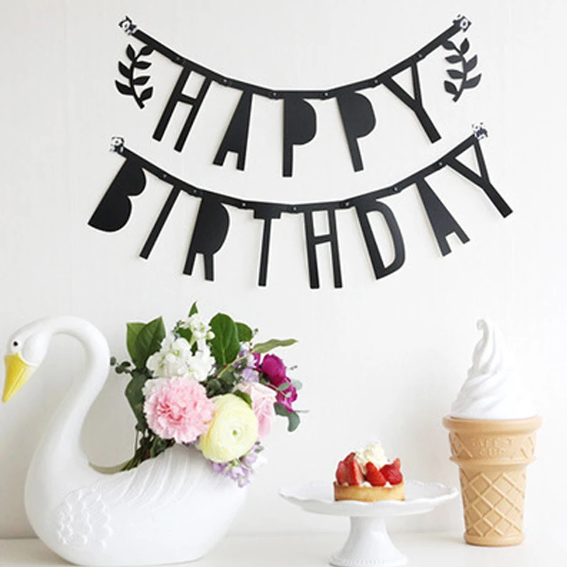 Фетровая гирлянда с черными фетровыми флажками 1 шт. | Дом и сад