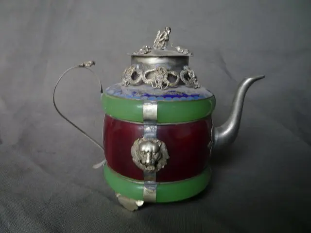 Коллекция старой династии Цин серебряный и нефритовый чайник Флагон с отметкой