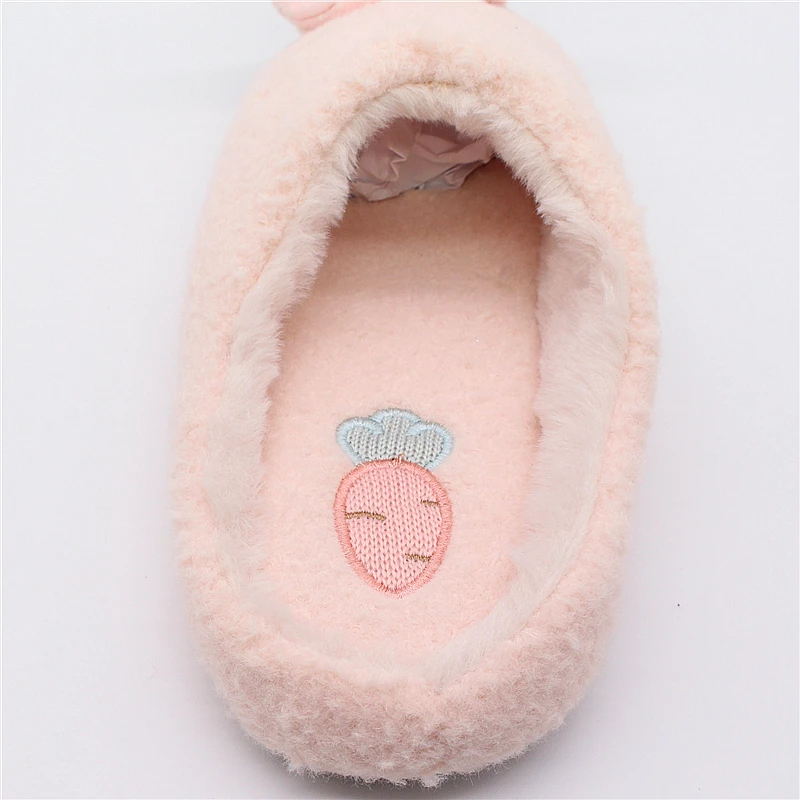Pantoffels Dames Pantufa/Женские домашние шлепанцы с кроликами; мягкие домашние тапочки с очаровательными животными; противоскользящая бесшумная обувь