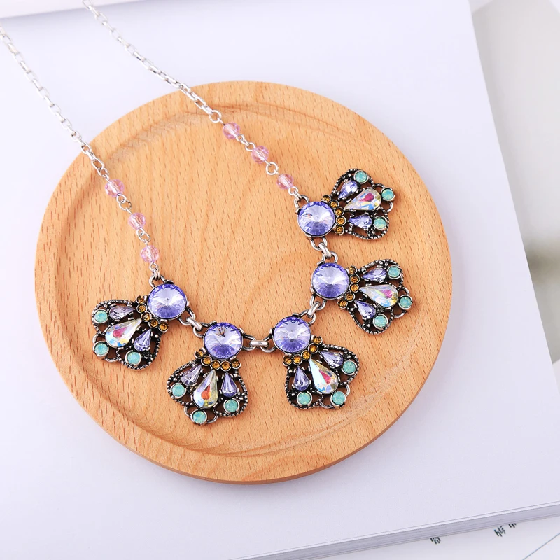 Великолепные индийские ювелирные изделия 2 цвета красный и фиолетовый