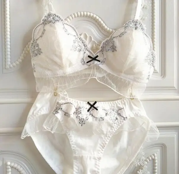 Женский комплект бесшовных трусов кружевные трусики с мягкими бесшовными