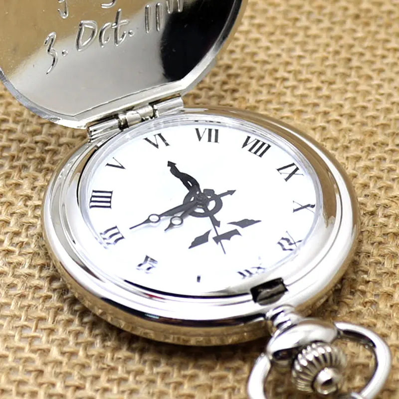 Антикварные цельнометаллические кварцевые часы в стиле стимпанк с алхимиком