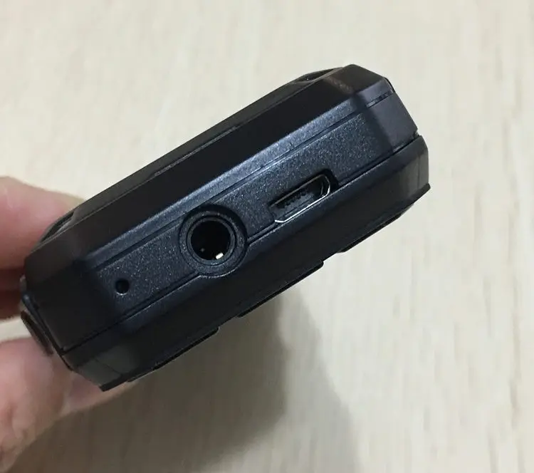 Две sim-карты FM радио bluetooth громкий динамик mp3 кнопочный Flashligt мобильный телефон дешевые gsm сотовые телефоны русская клавиатура T320