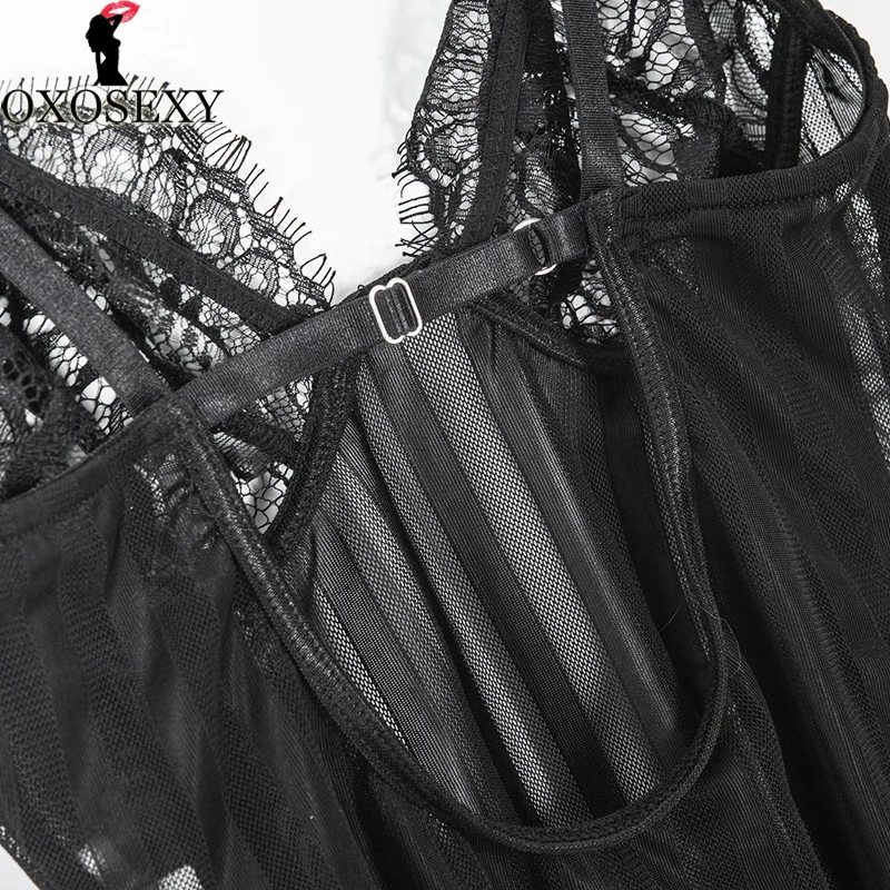 Красное Эротическое нижнее белье в черную полоску с глубоким V образным вырезом и
